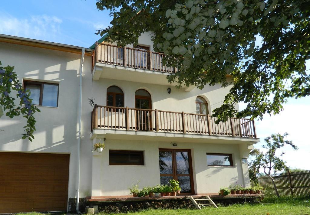 Belegania Villa Oarja Екстер'єр фото